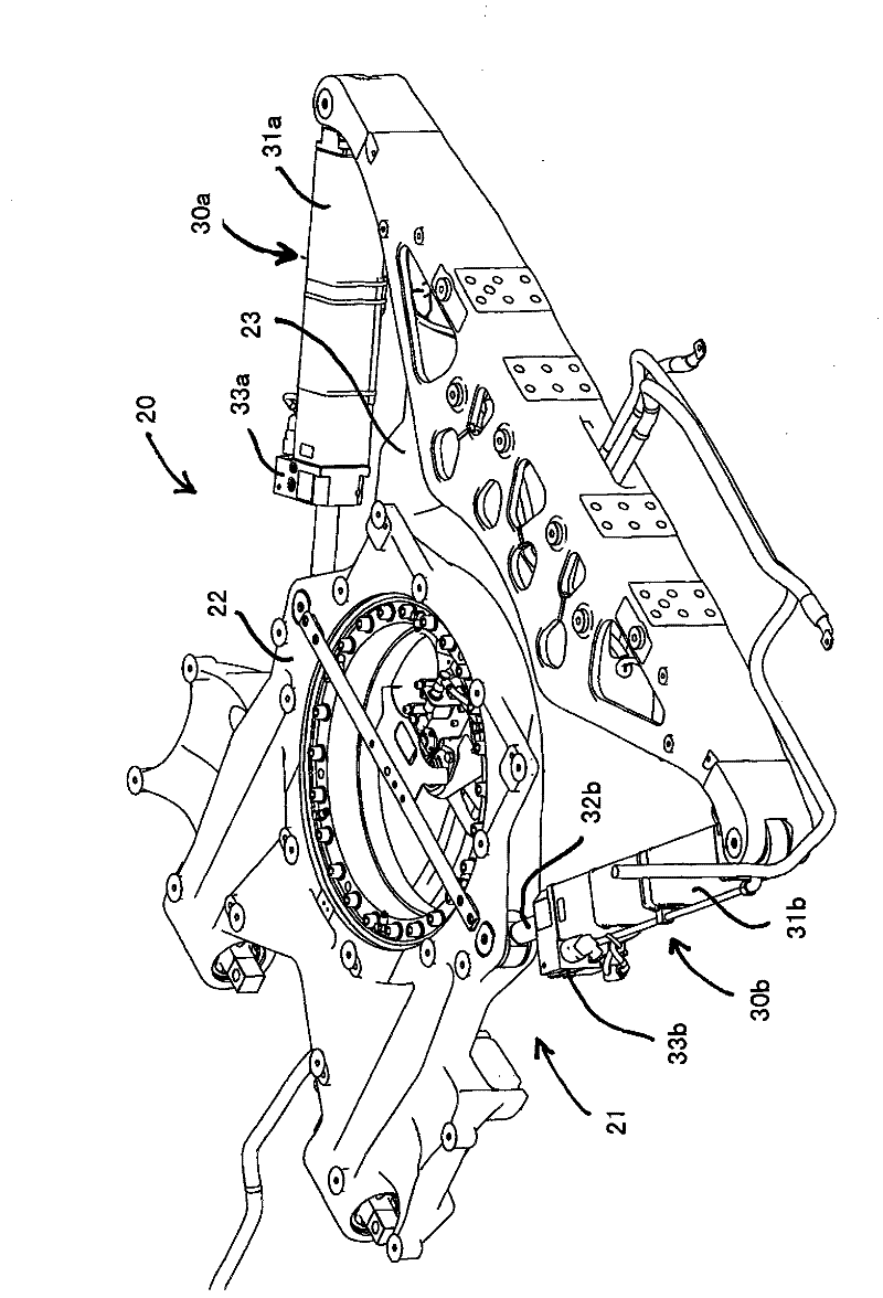 Damping system for articulated vehicle and method for regulating the damping force of such a damping system