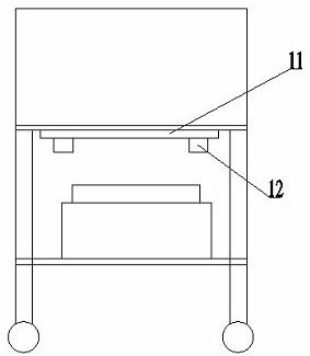 Intelligent hogging moment tensioning device for bottom die