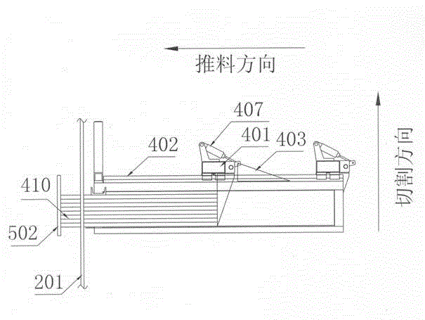 Paperboard cutting machine and paperboard pushing mechanism thereof