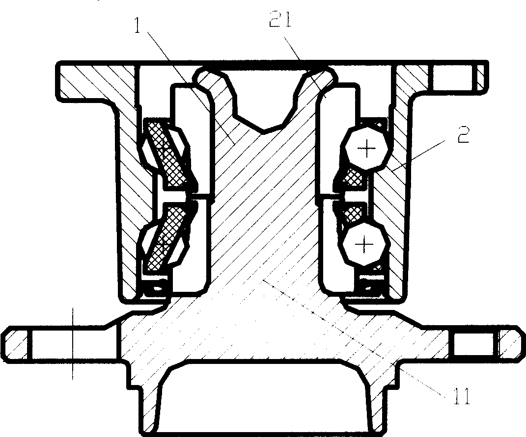 Inside and outside flange connecting apparatus for wheel hub bearing and manufacturing method thereof