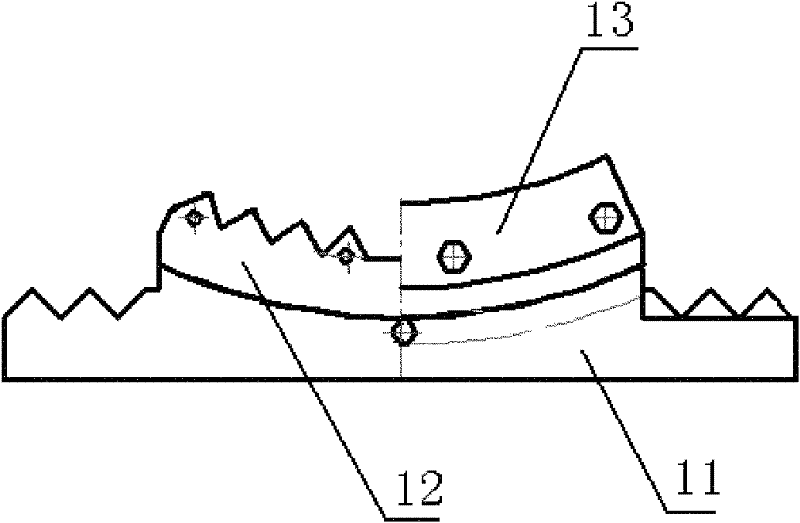 Clamping mechanism for seal surface grinding unit of valve