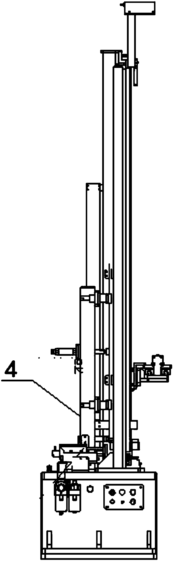 Guiding and locking device for testing degree of impact sensitivity of initiating explosive device