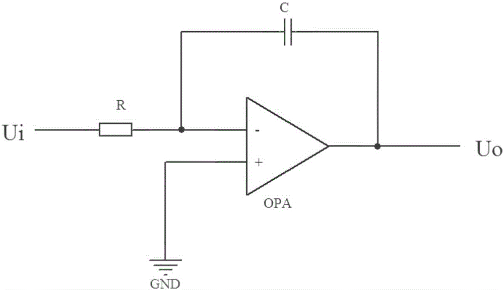 Power transmission line transient current collecting device