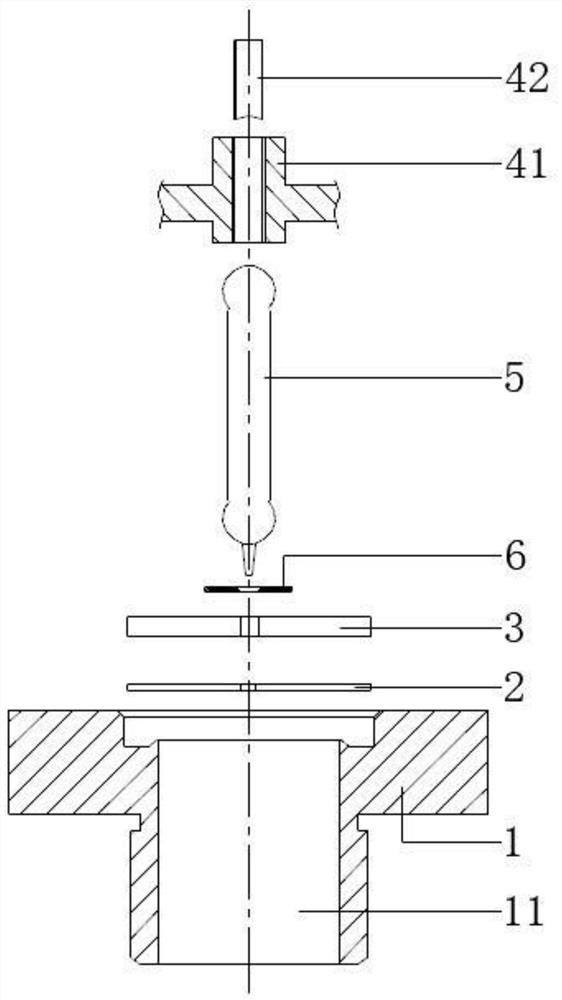 A sealing seat, a sealing seat processing method, and a fire sprinkler