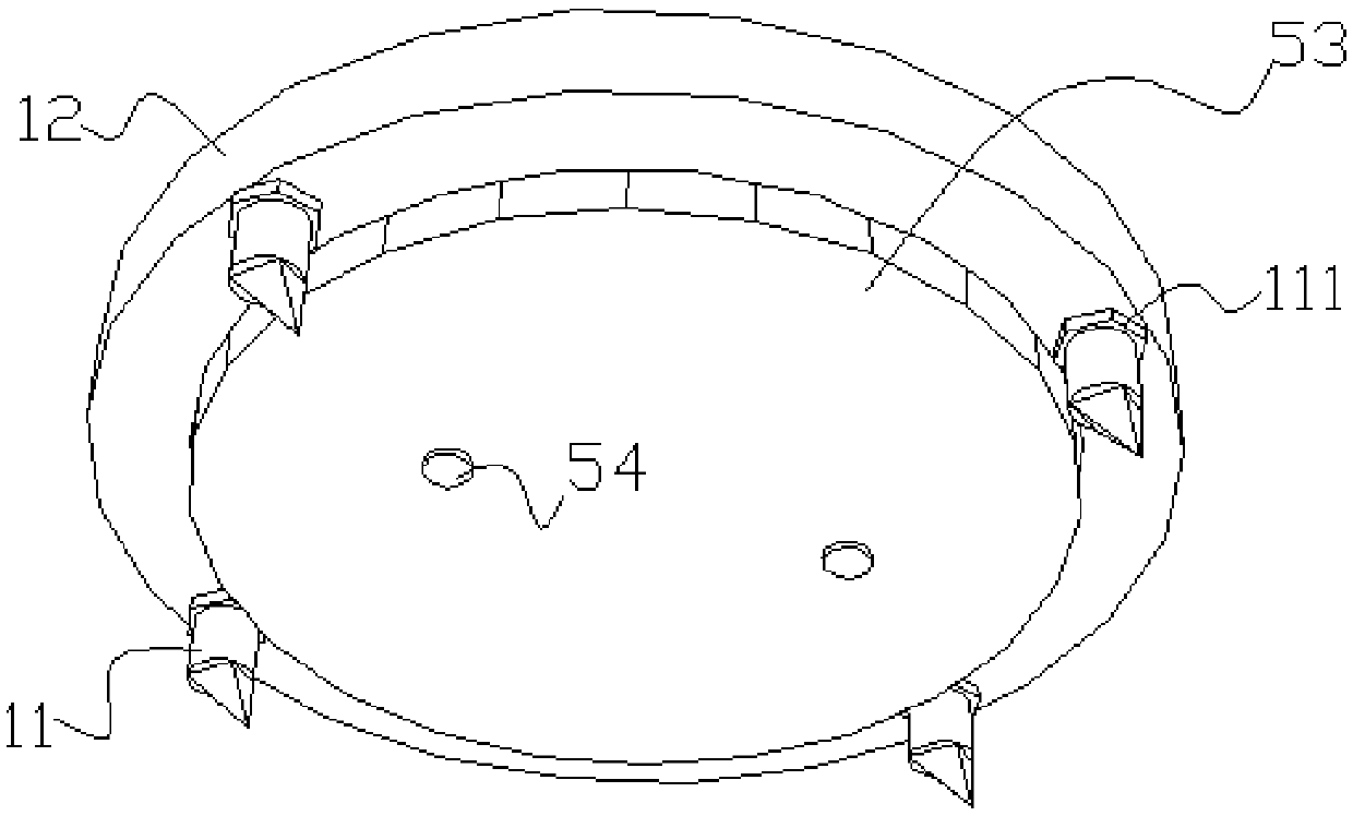 Corner cutting die capable of adjusting corner cutting angle