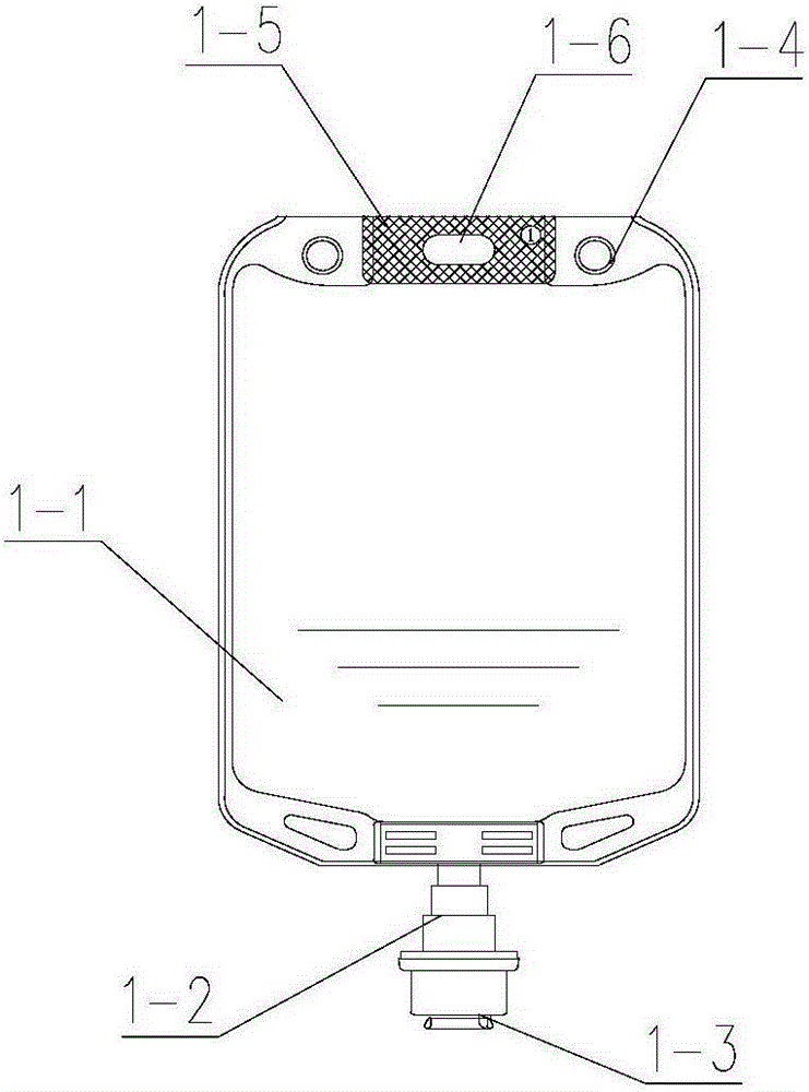 Non-sterile production method of soft package infusion terminal and bag making, filling and sealing device