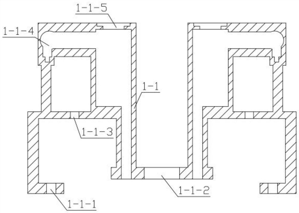 A kind of cable insulation layer manufacturing device