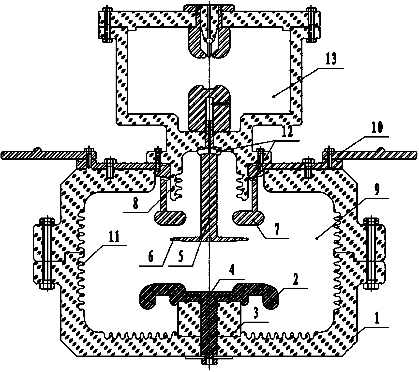 Field-distortion oil-medium trigger switch