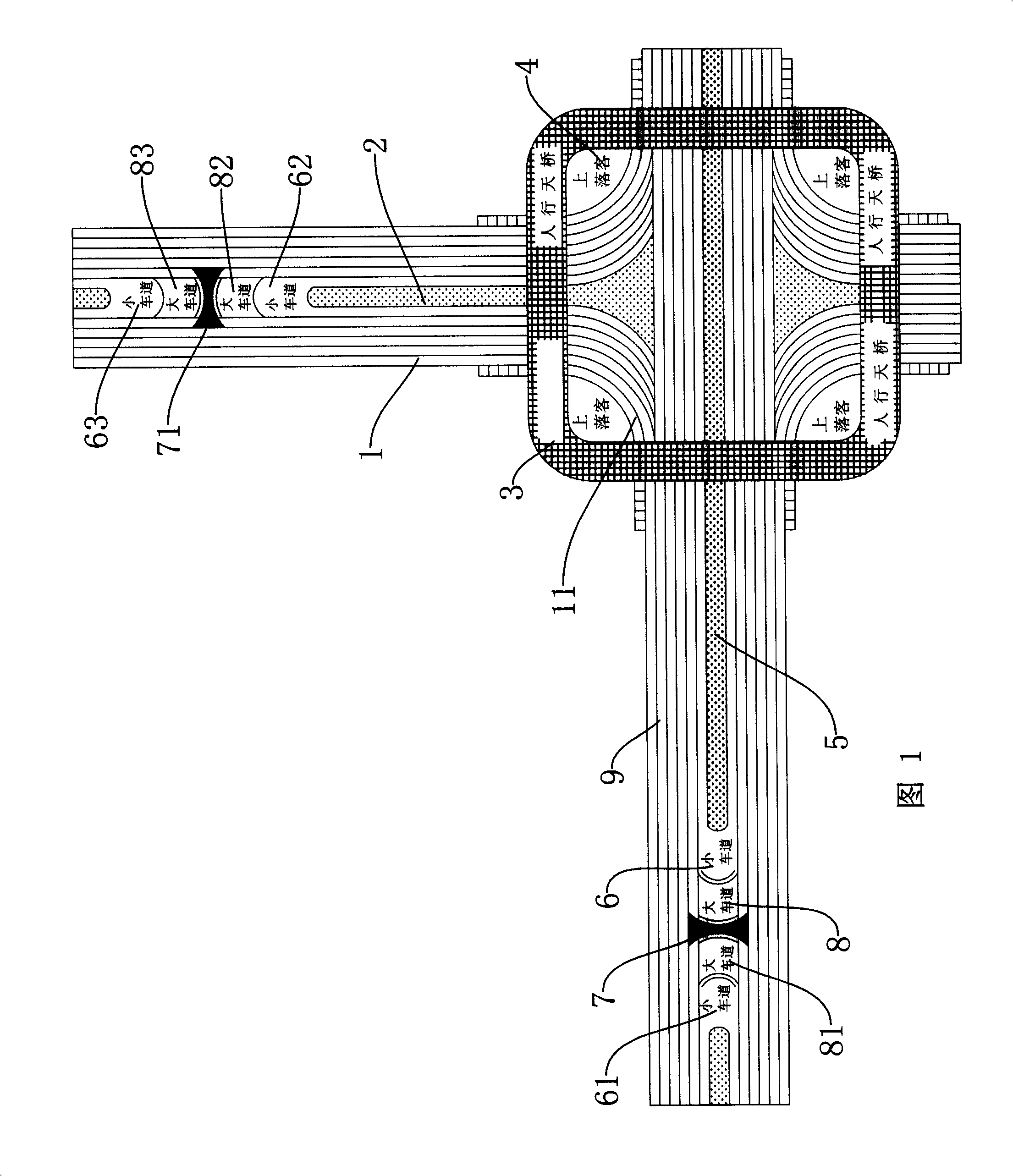 Crossing without traffic lights and structure of special road for vehicle turning around