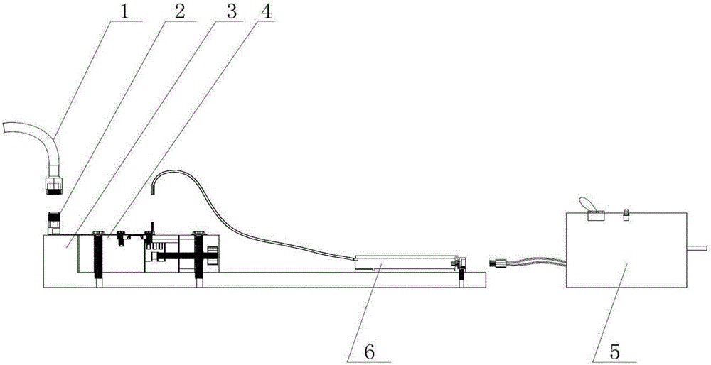 Microwave chip screening device and screening method therefor