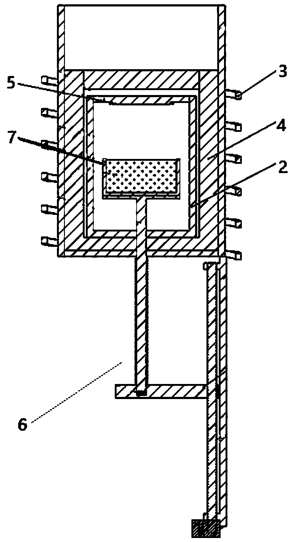 Crystal growing device and application thereof