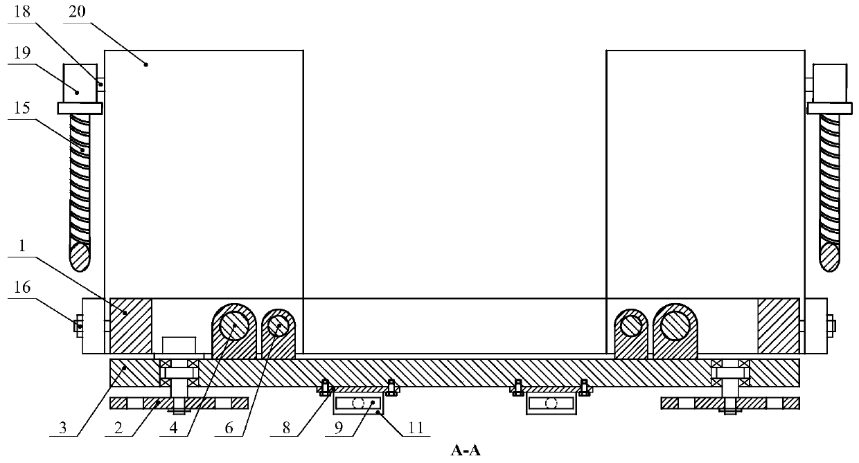 A large aerospace shell sawing equipment and its sawing method