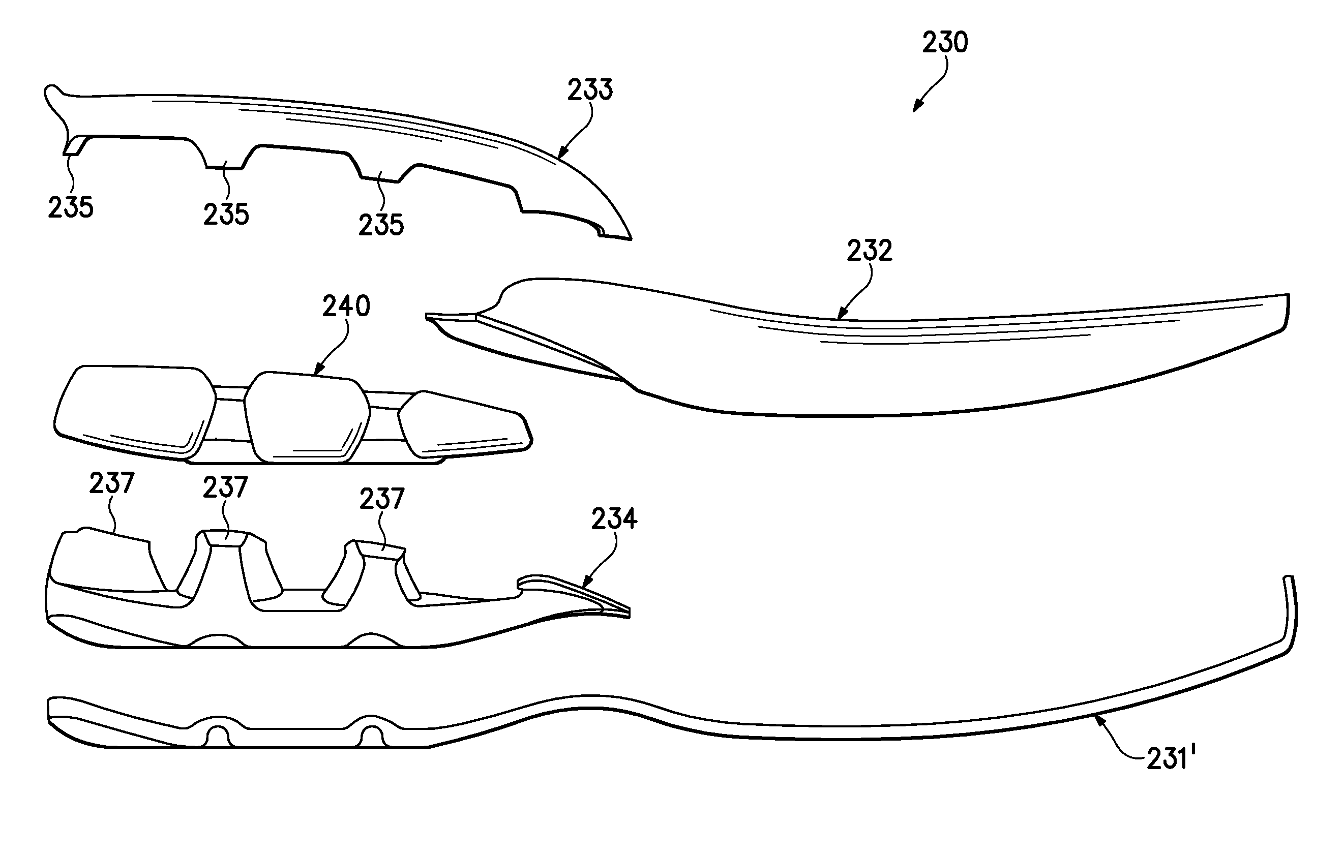 Footwear with a sole structure incorporating a lobed fluid-filled chamber