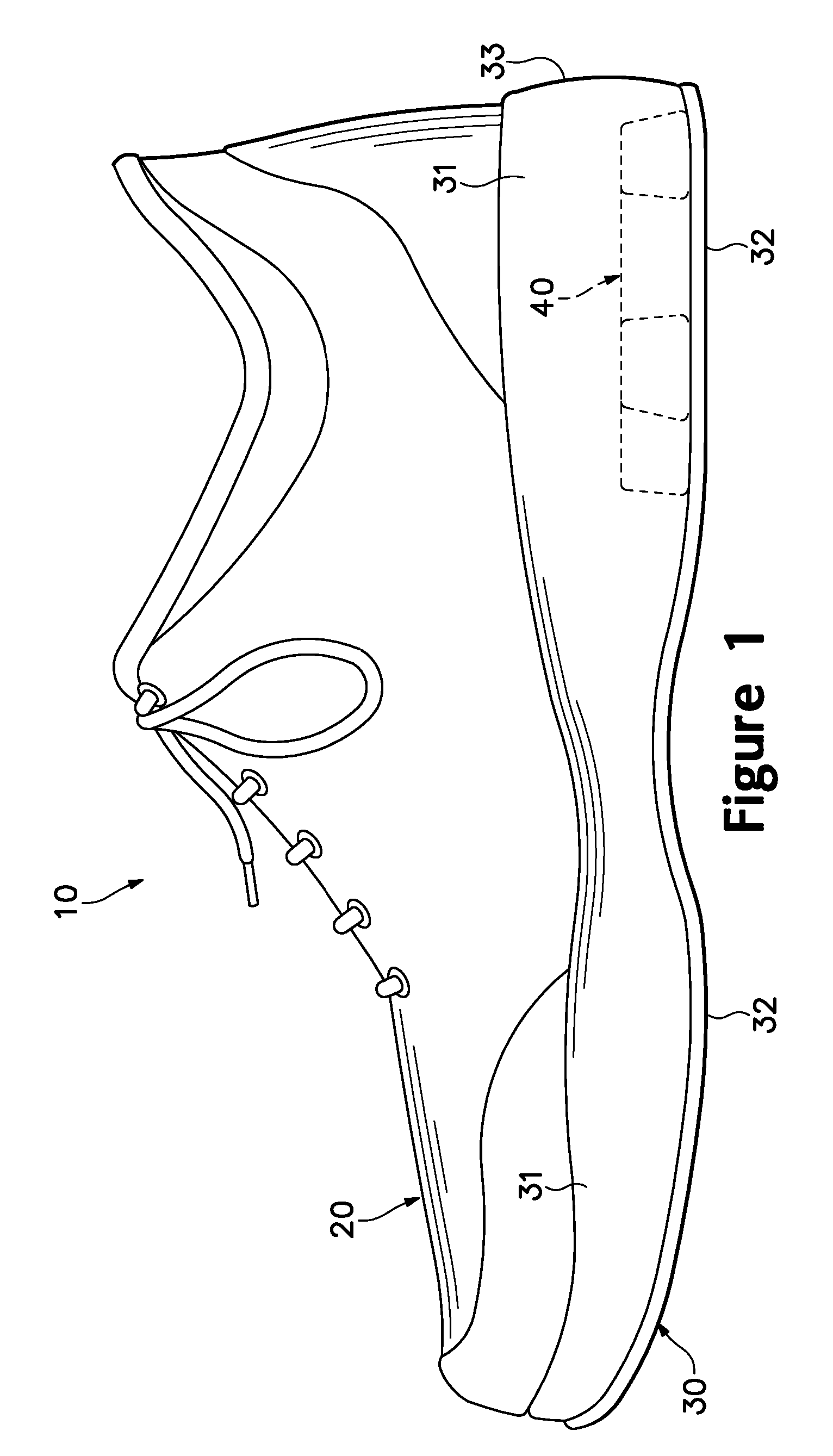 Footwear with a sole structure incorporating a lobed fluid-filled chamber