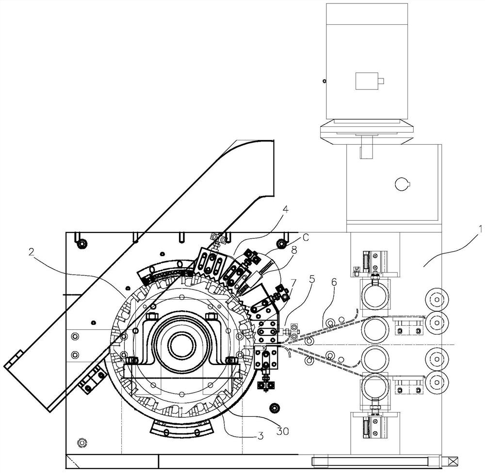 Assembly type crushing roller and wood pulp crusher