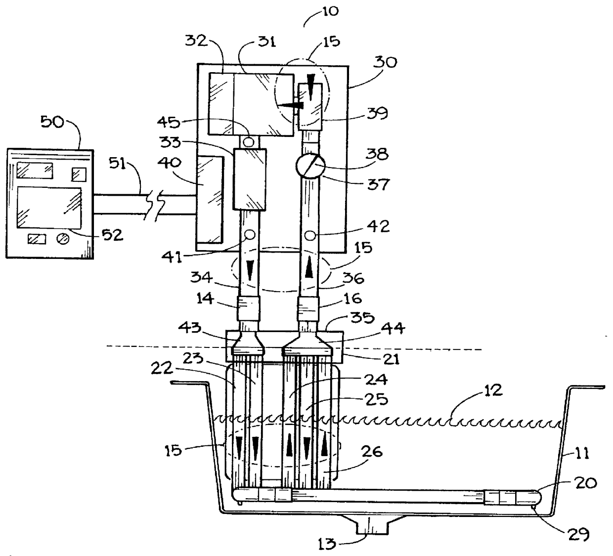 Apparatus and method for washing articles