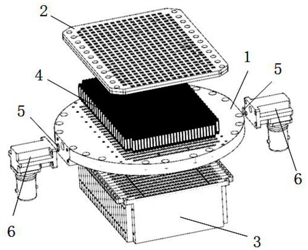 Liquid cooling device for cooling antenna and cooling method thereof