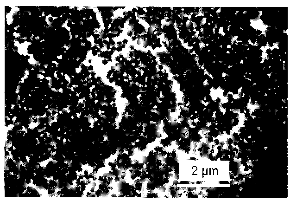 Method for preparing monodisperse crystal silicon dioxide spherical particles by coating carbon