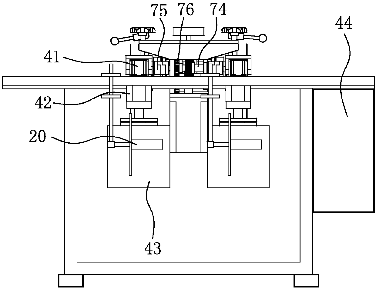 Self-induction self-collection umbrella cloth crimping machine