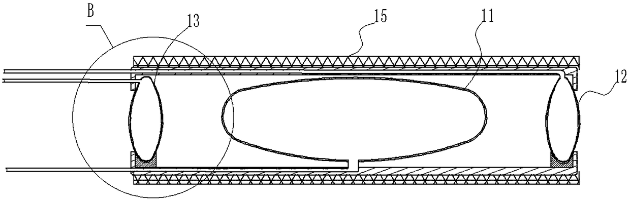 Minimally invasive catheter type synchronous cardiac auxiliary device and use method thereof