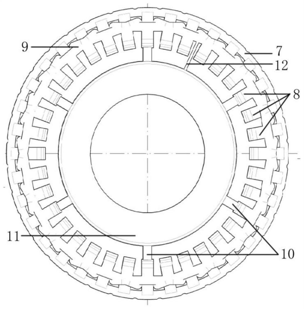 Brushless direct excitation motor and assembling method thereof