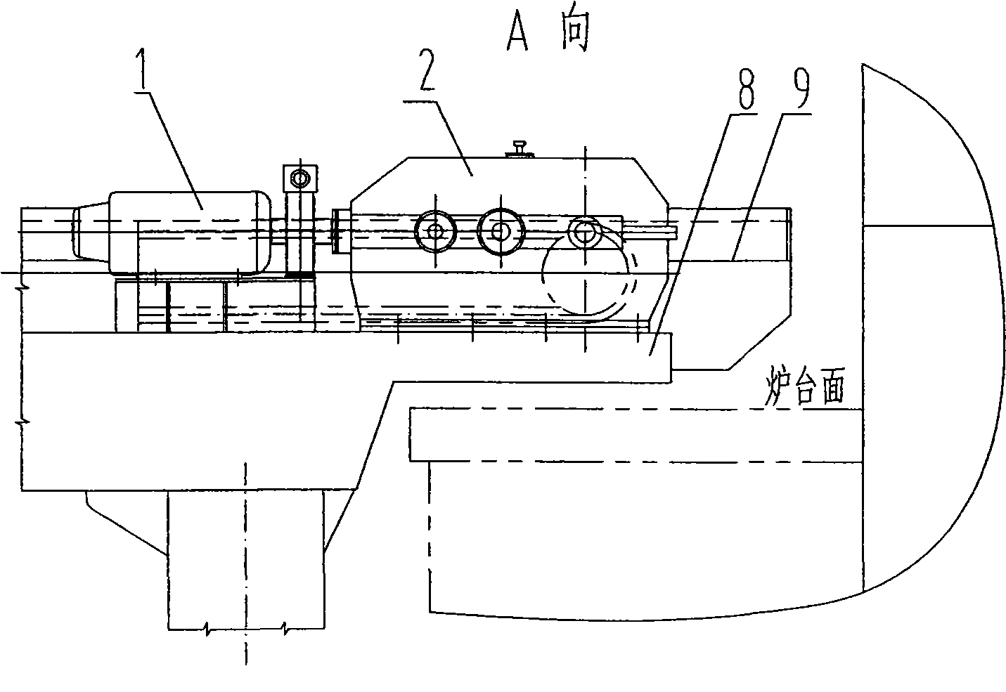 Coal-charging transmission gear for tamping coke oven