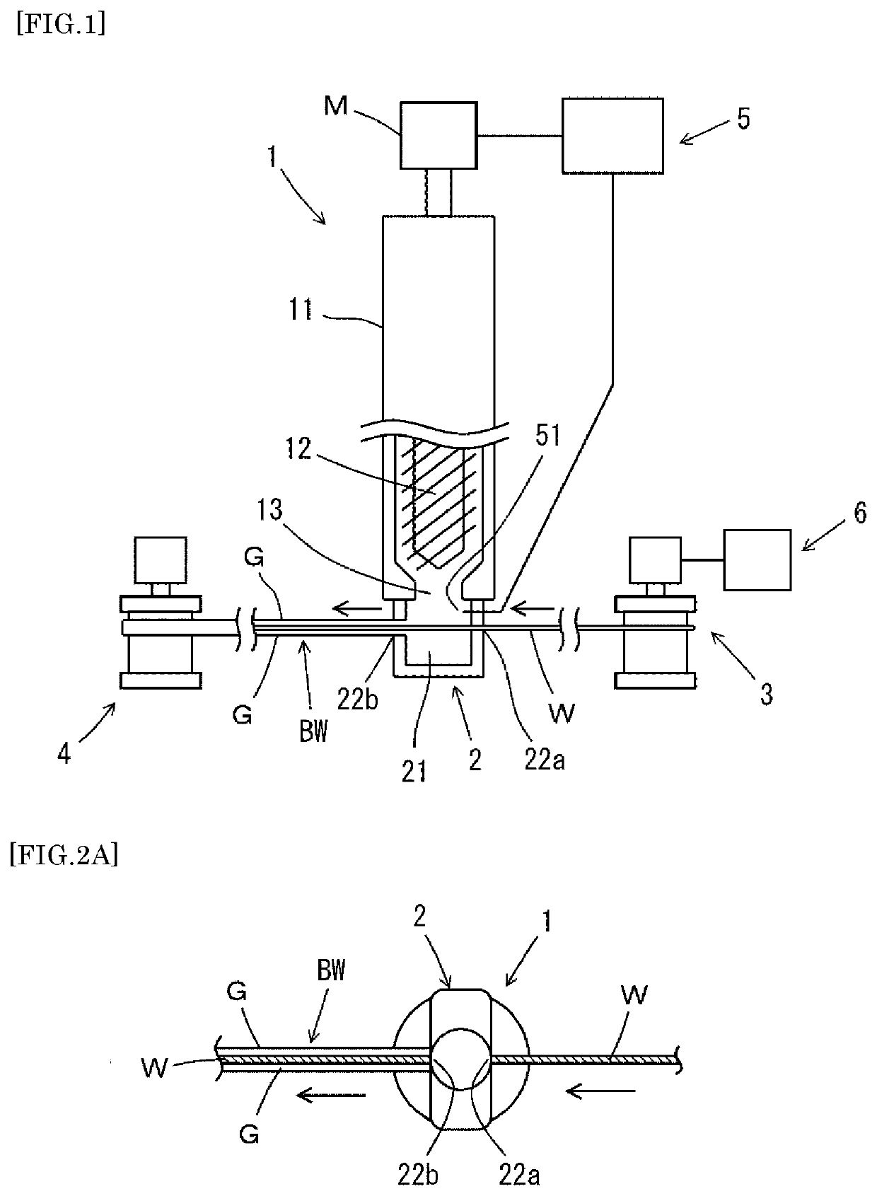 Rubber-coated cord manufacturing device and rubber-coated cord manufacturing method