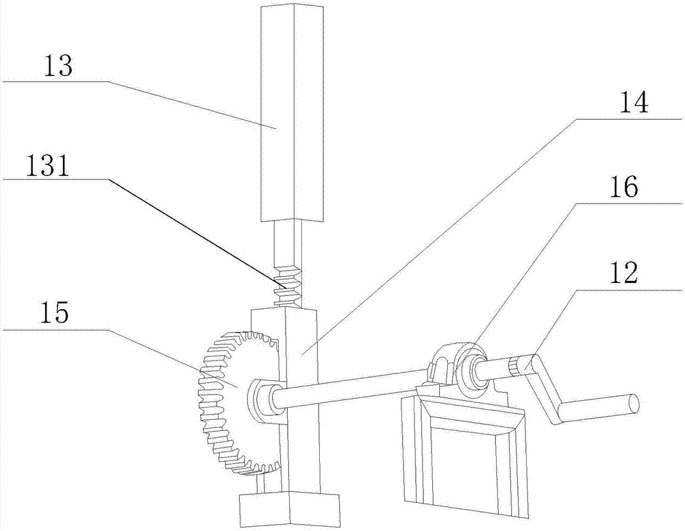 Adjustable water cooling and heating apparatus for sheet jelly machine