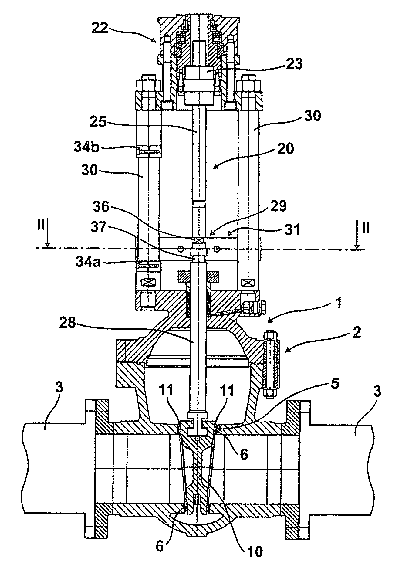 Gate valve comprising a valve body