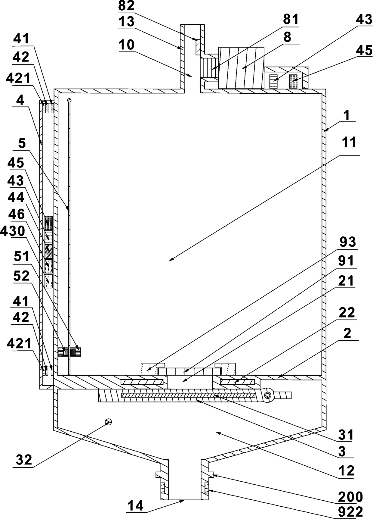 Automatic liquid-discharge drainage device