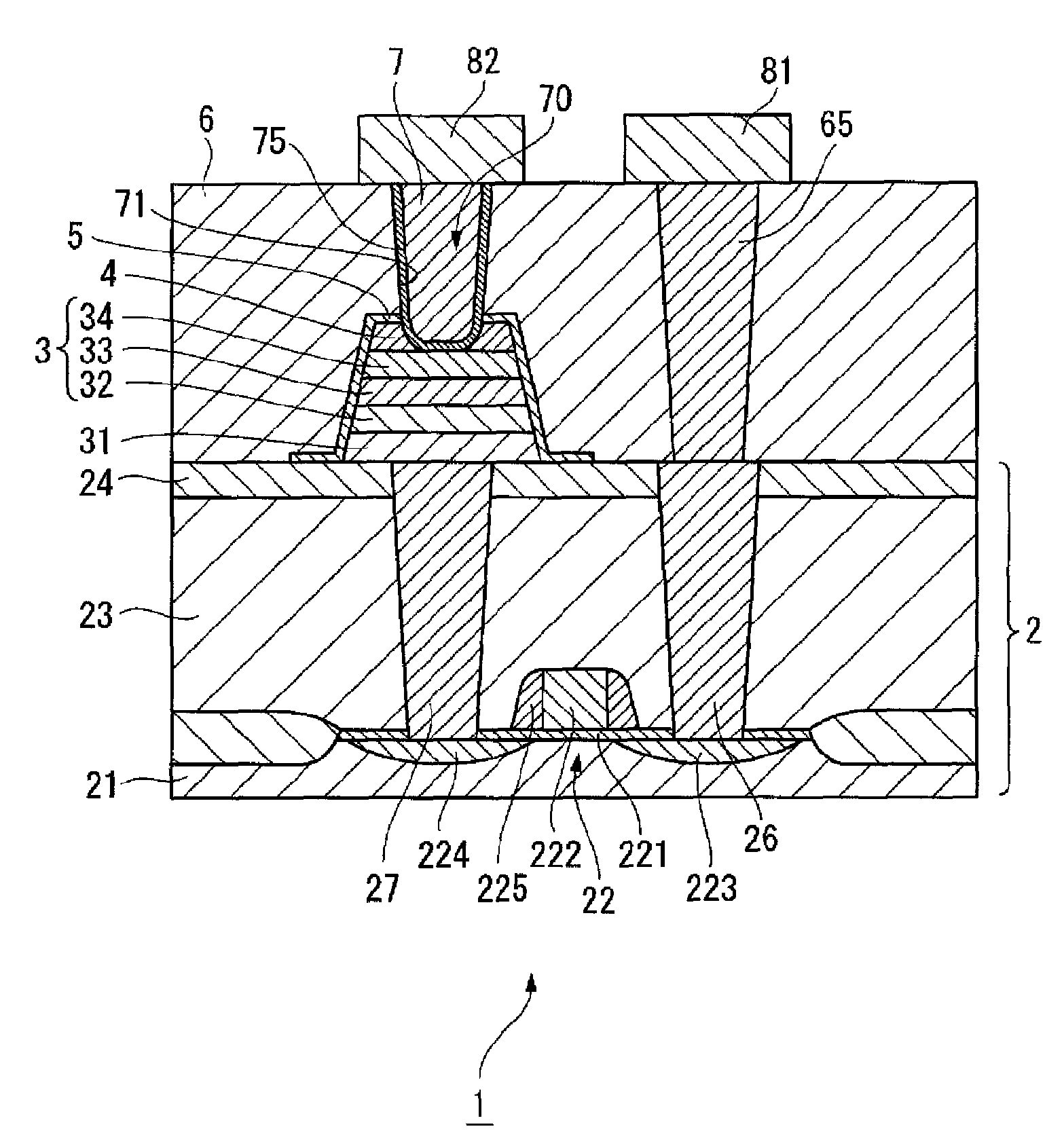 Ferroelectric capacitor device and method with optimum hysteresis characteristics