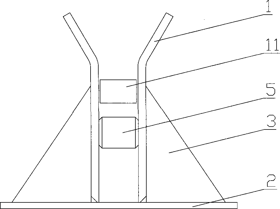 Crank arm locking detection device and aerial work engineering machinery with same