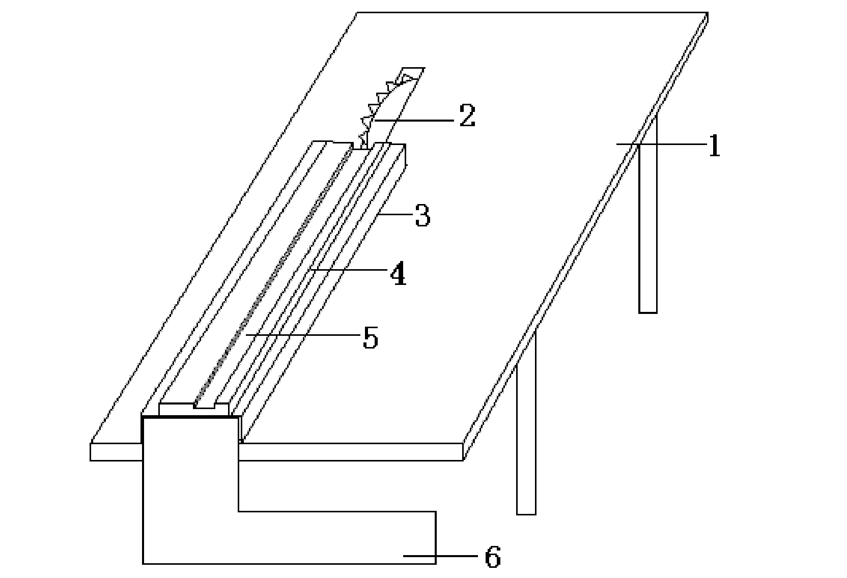 Cambered surface cutting device for aluminum alloy frame