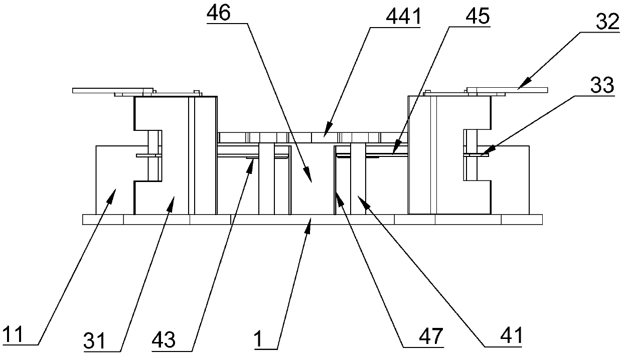 Cutting table of high-stalk crop harvesting machine