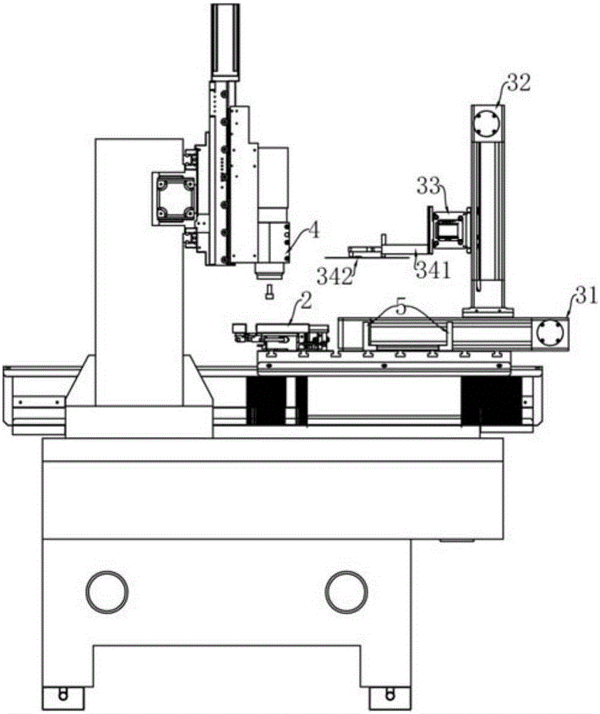 Glass carving machine and method using glass carving machine to carve glass