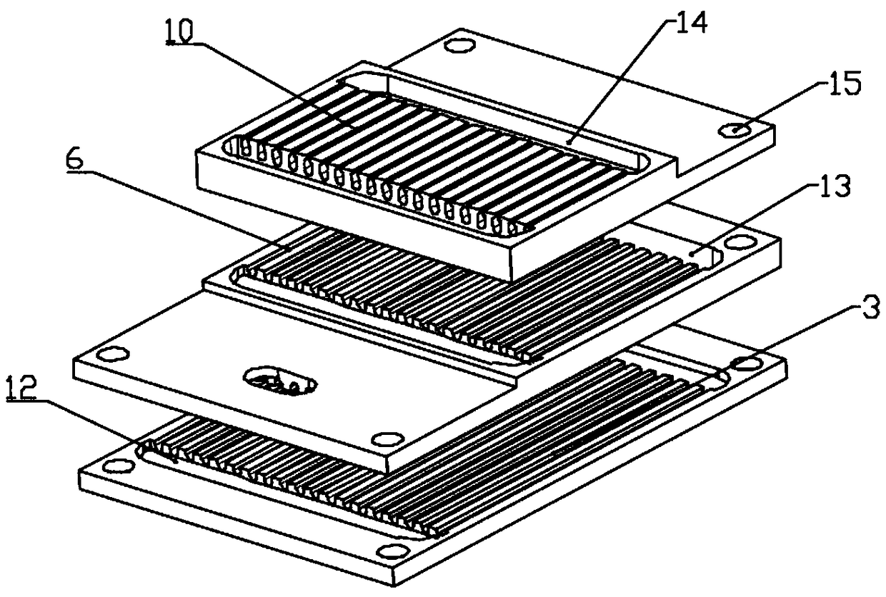 Three-dimensional micro channel and a pulsating flow heat dissipation device