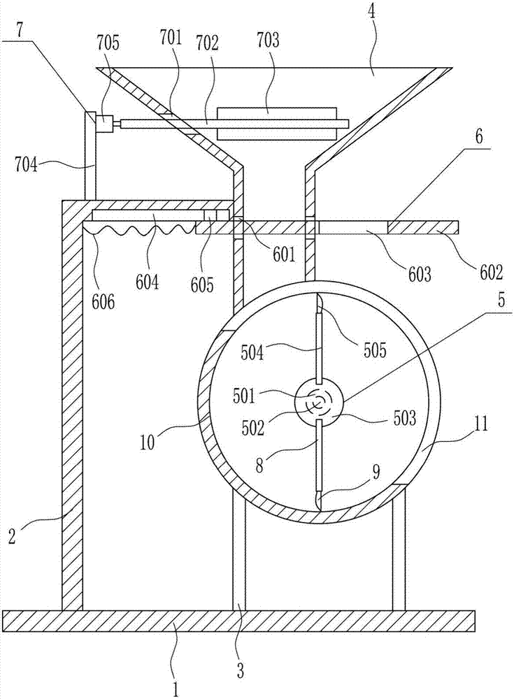 Feed spreading device for chicken and ducks in breeding industry