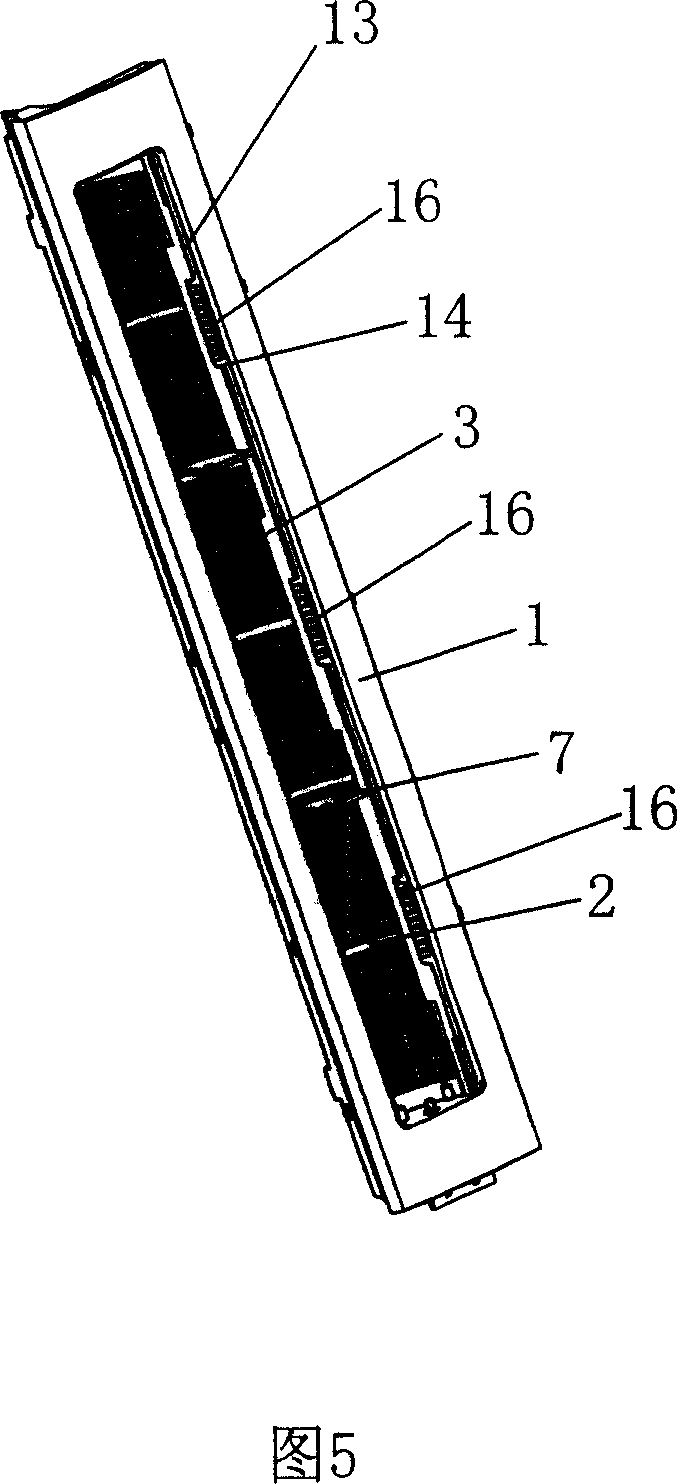 Dust filtration device of cabinet air-conditioner