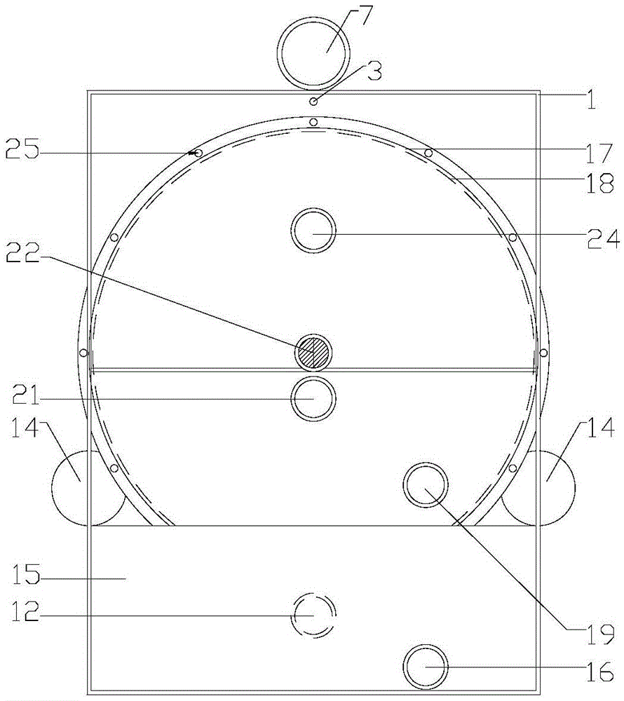 Filter device for livestock and poultry breeding wastewater and method adopting filter device