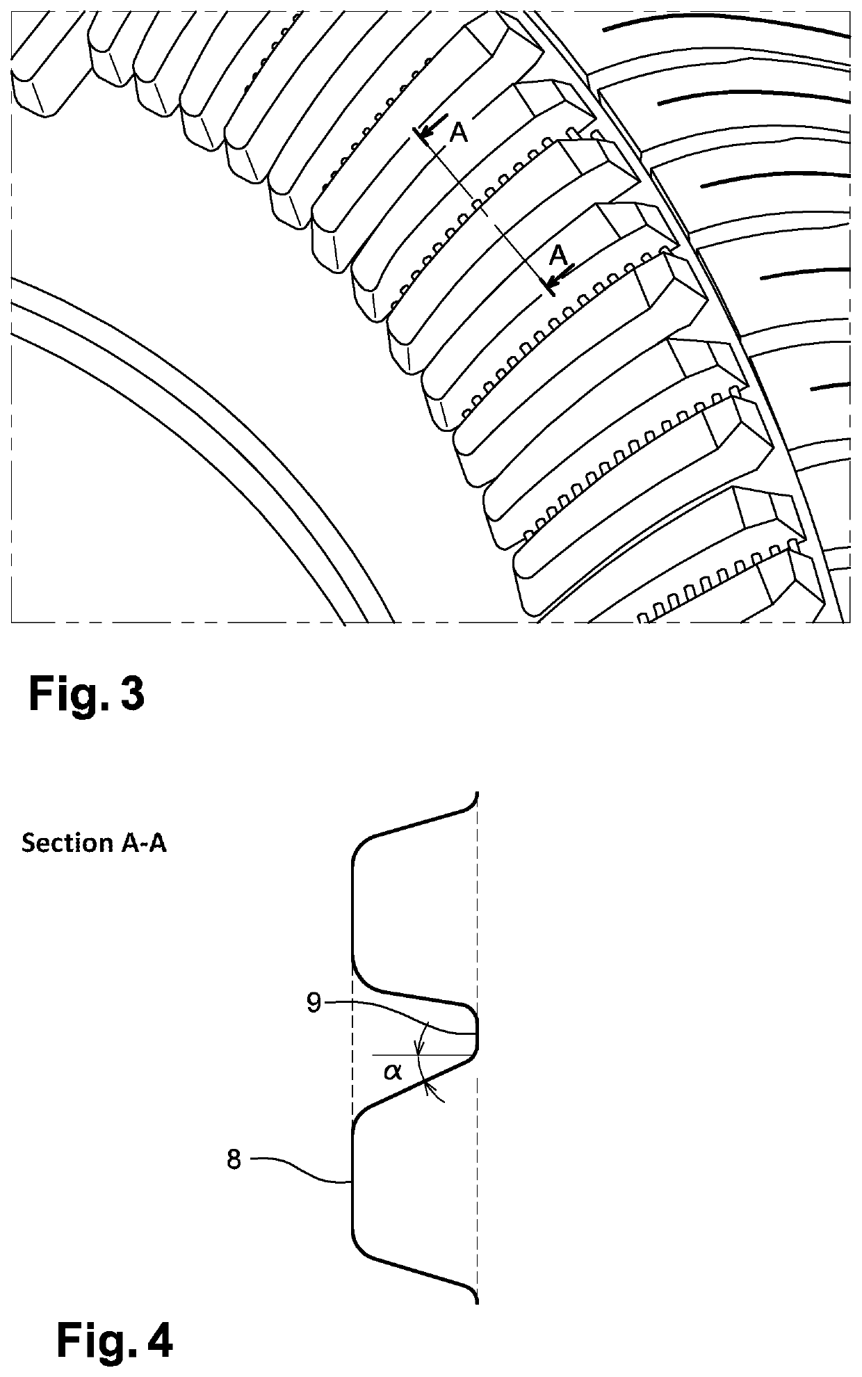 Extended-mobility cross-ply or radial tire