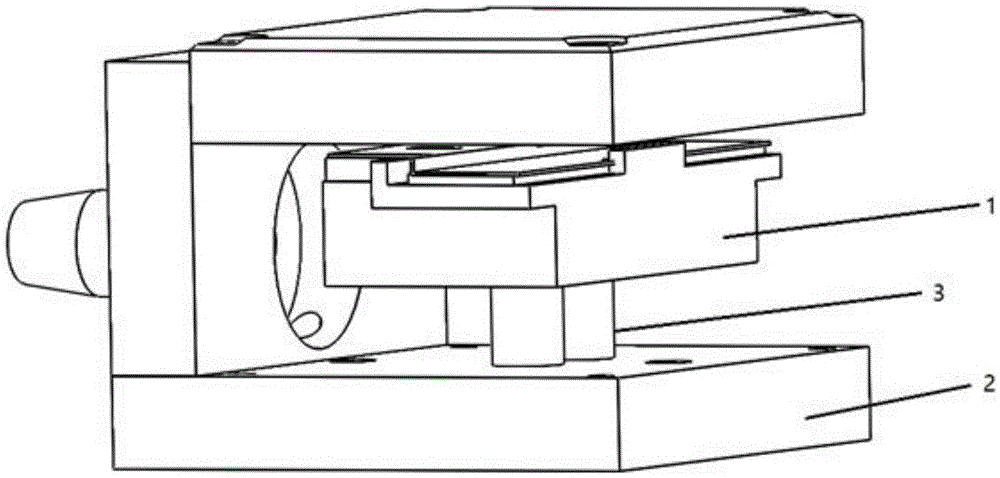 Temperature control device for laser resonant cavity