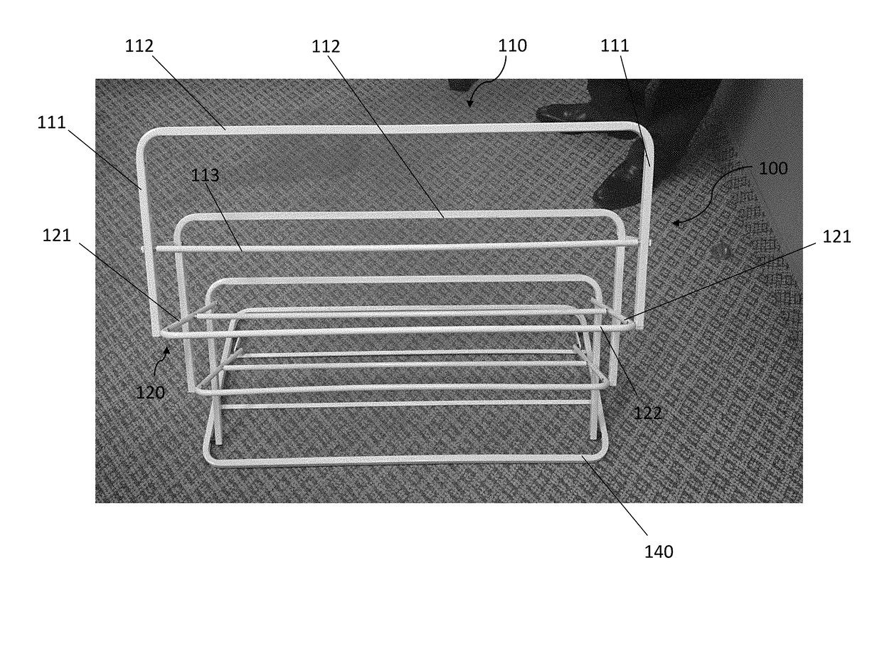 Collapsible shoe rack