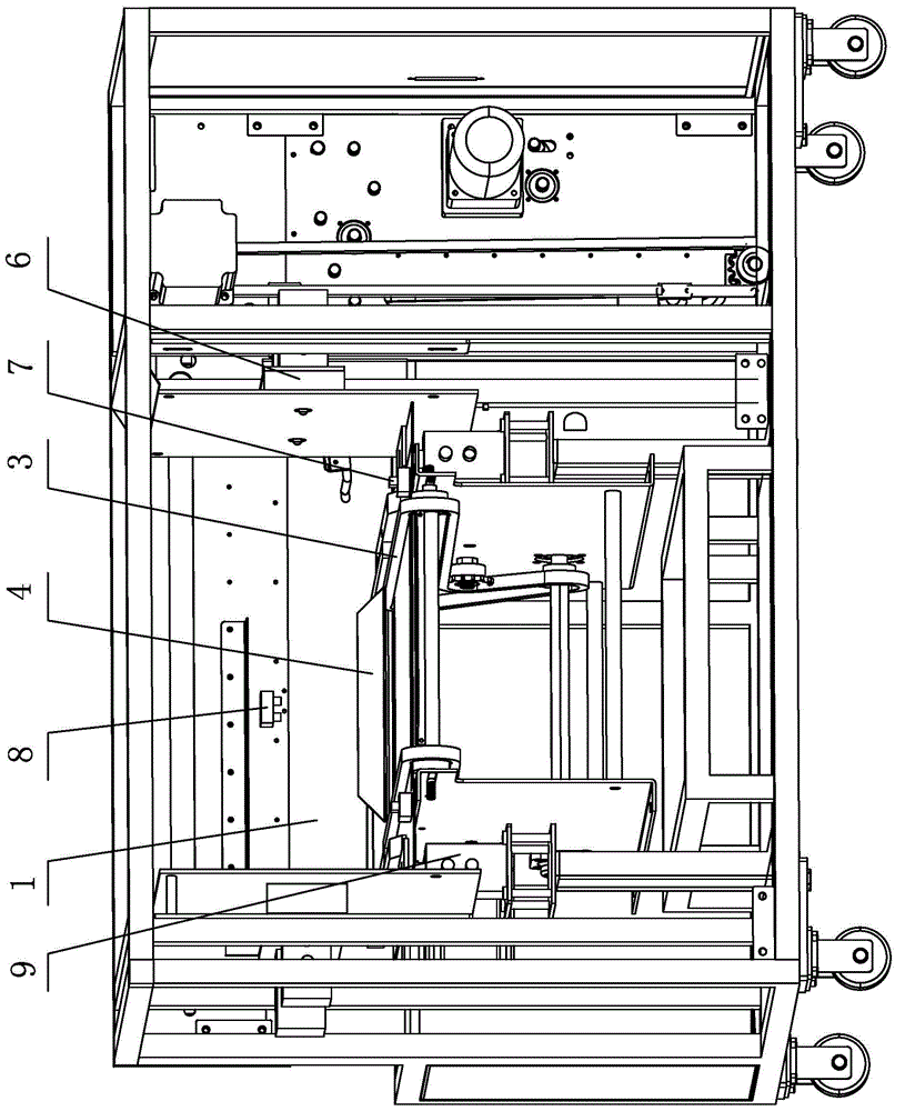 Automatic tray-arranging machine for moon cakes and pastries