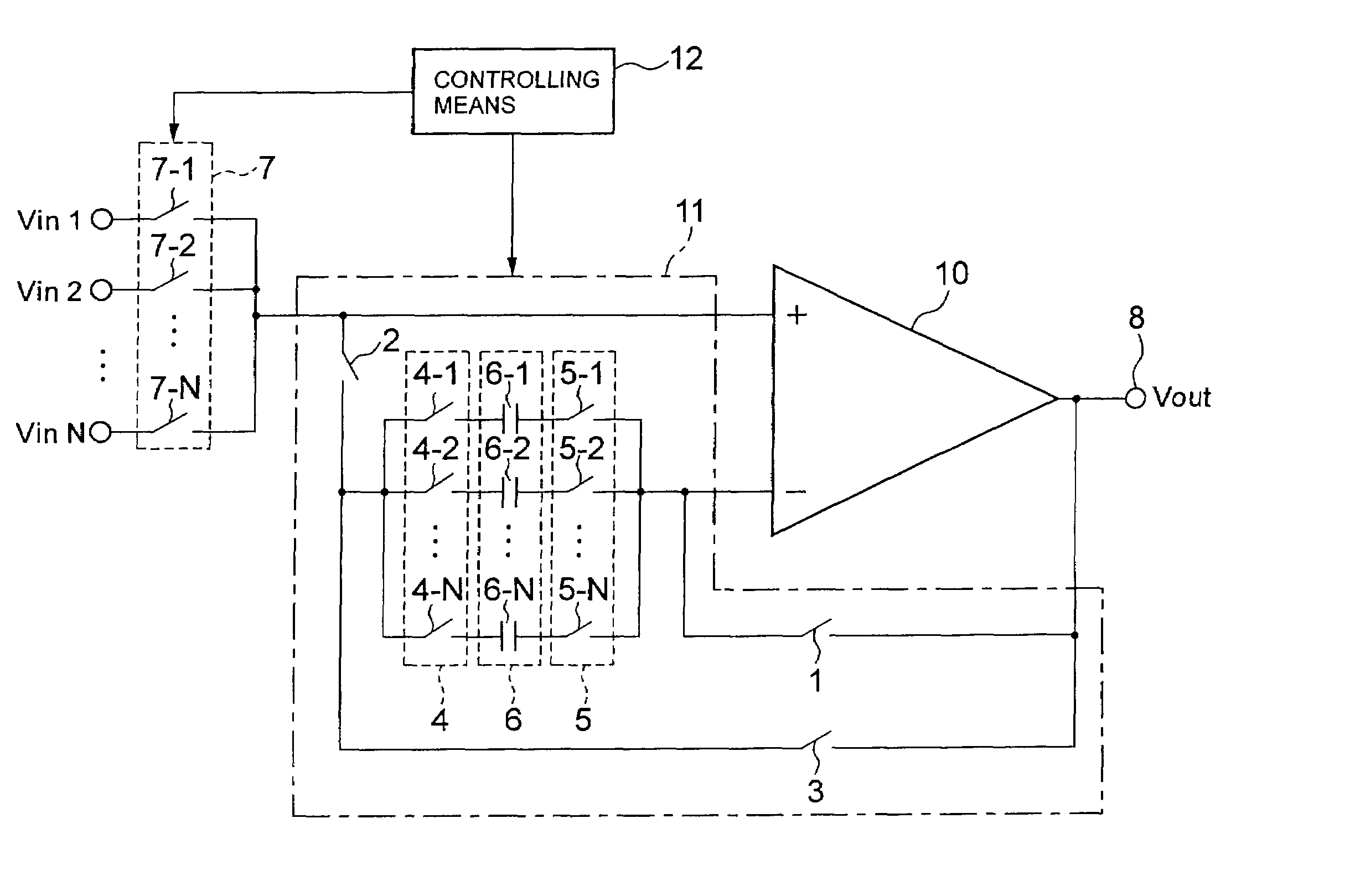 Amplifier circuit, driving circuit of display apparatus, portable telephone and portable electronic apparatus