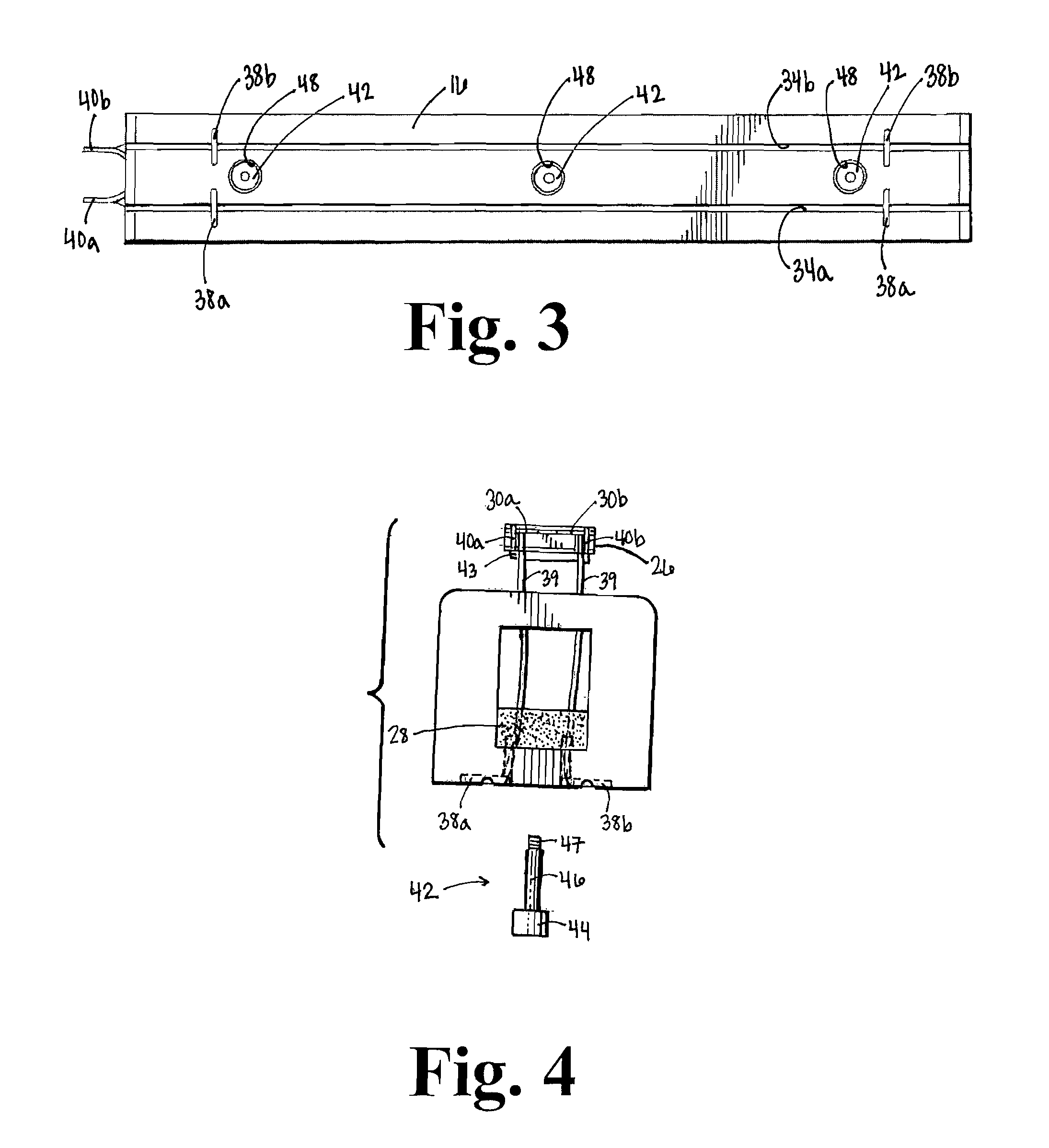 Model train car and engine wheel cleaning device and method