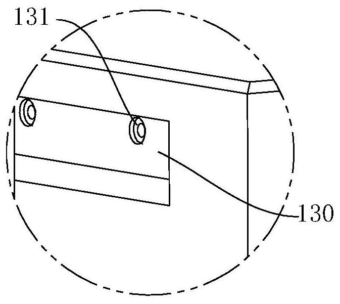 An anti-knotting device and working method for textile yarn carding