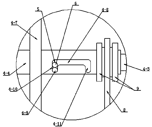 Vehicle spraying device with spraying amount convenient to control