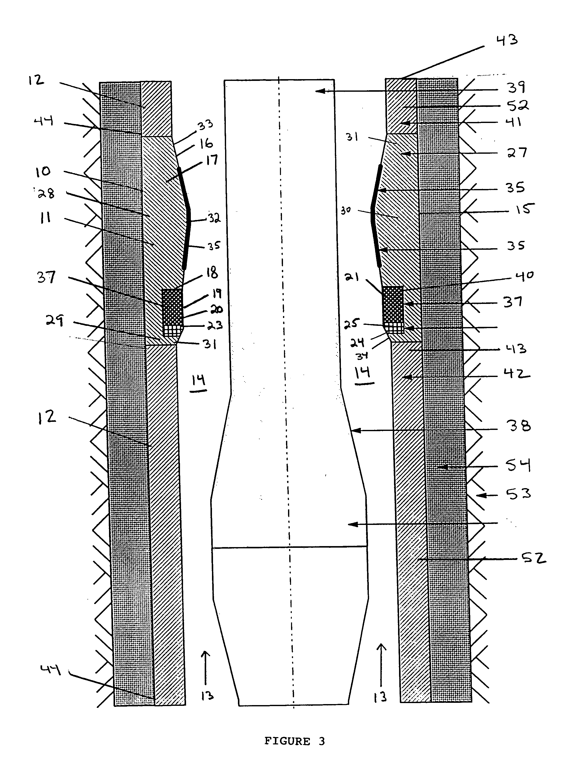 Inflatable sealing assembly and method for sealing off an inside of a flow carrier