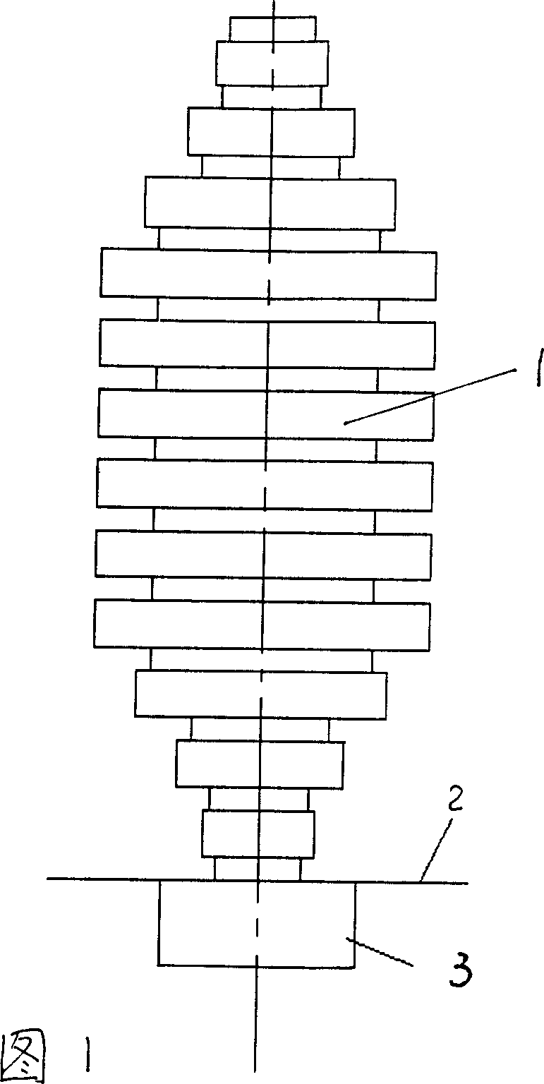 Superwide band single polar antenna