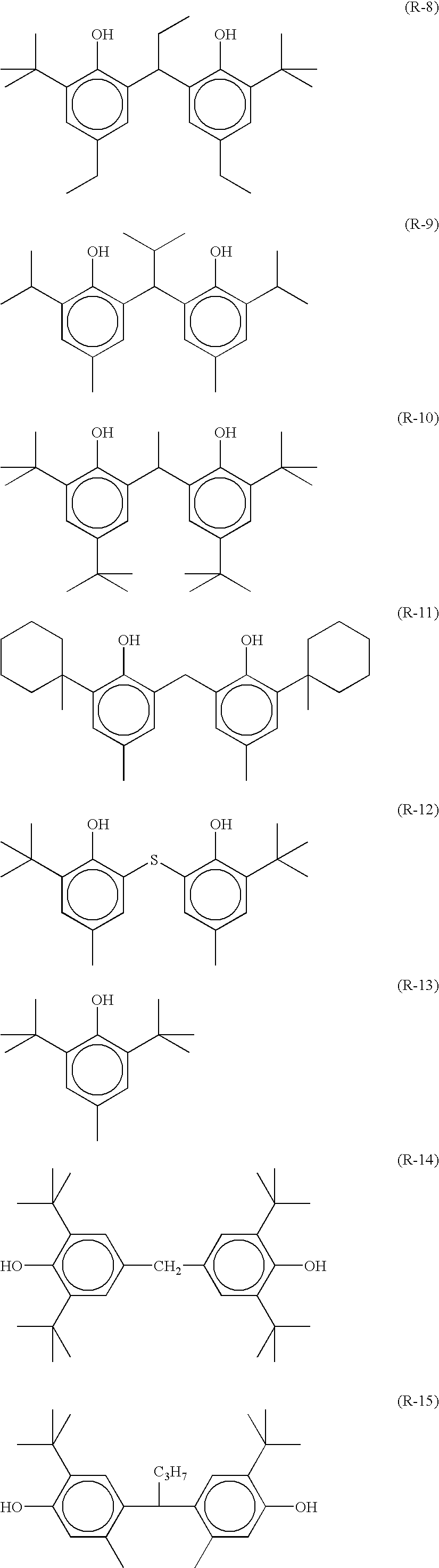 Photothermographic material and image forming method